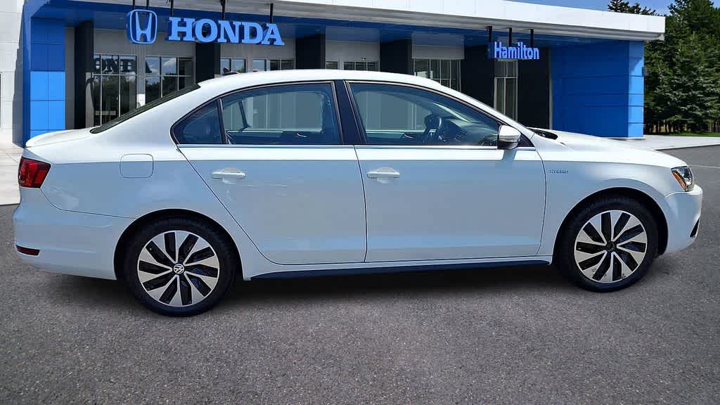 Thumbnail: 2014 Volkswagen Jetta - 9