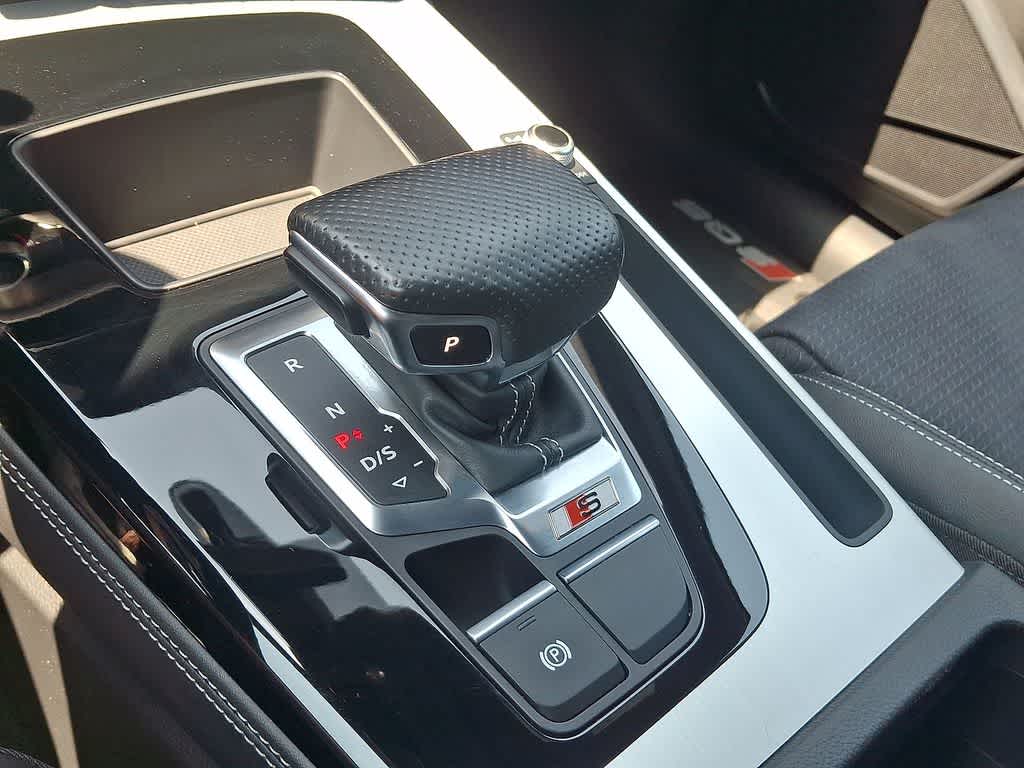 Thumbnail: 2021 Audi SQ5 - 11