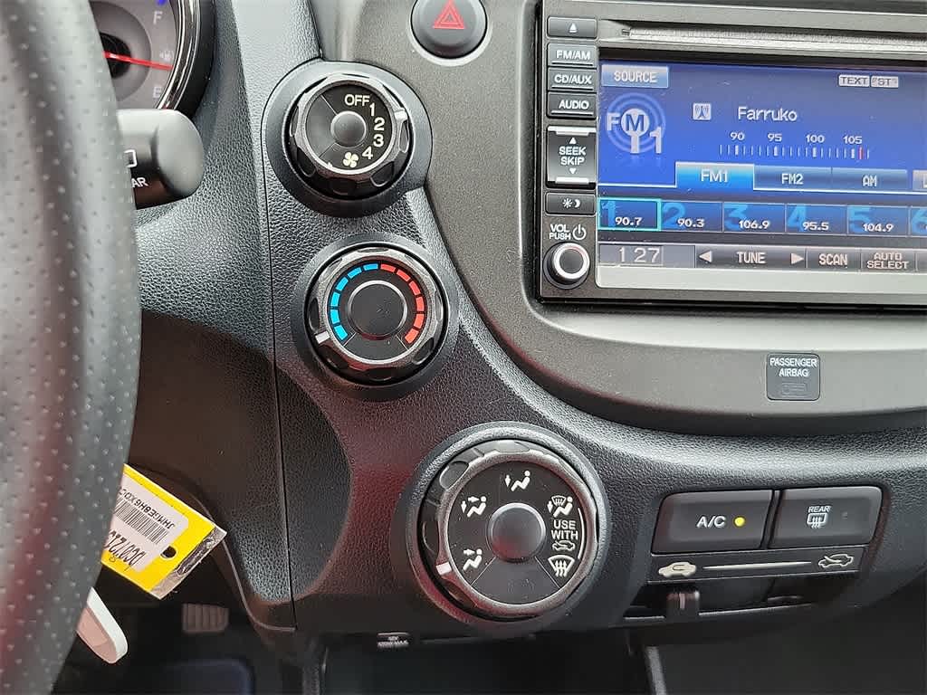 Thumbnail: 2013 Honda Fit - 10