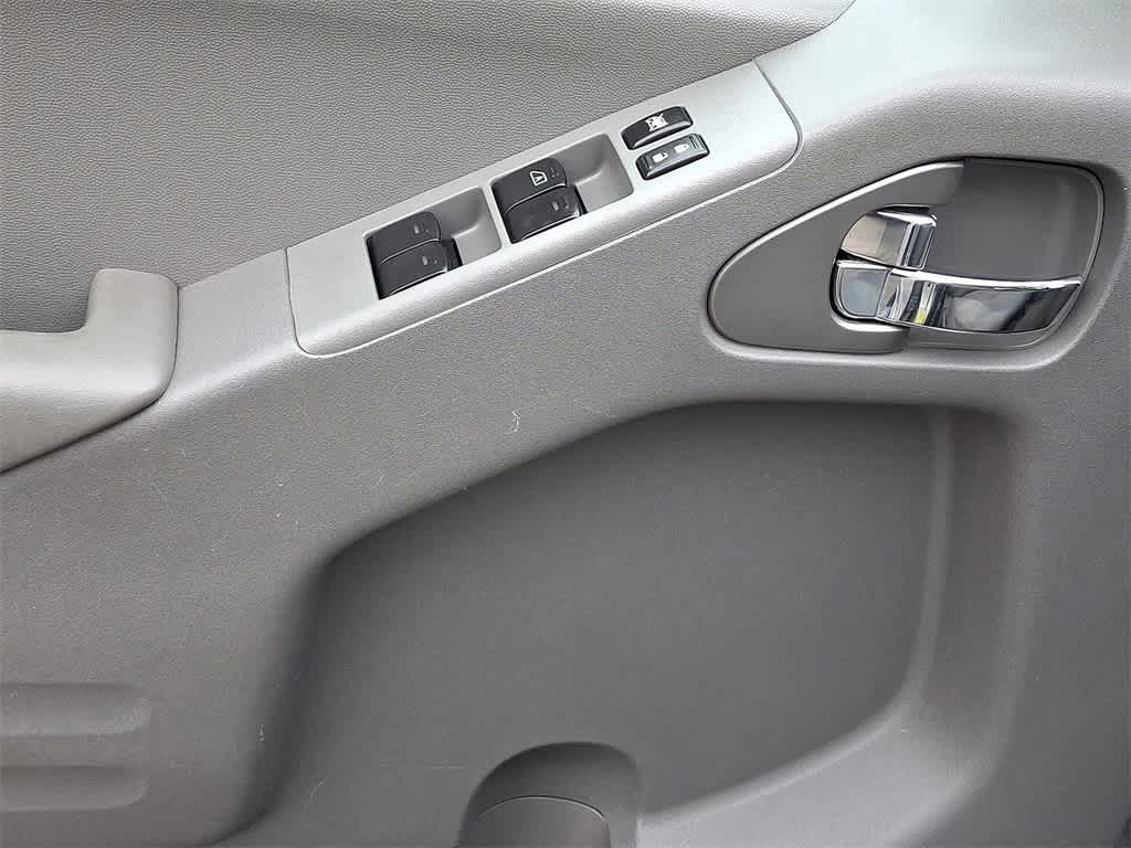 Thumbnail: 2016 Nissan Frontier - 10