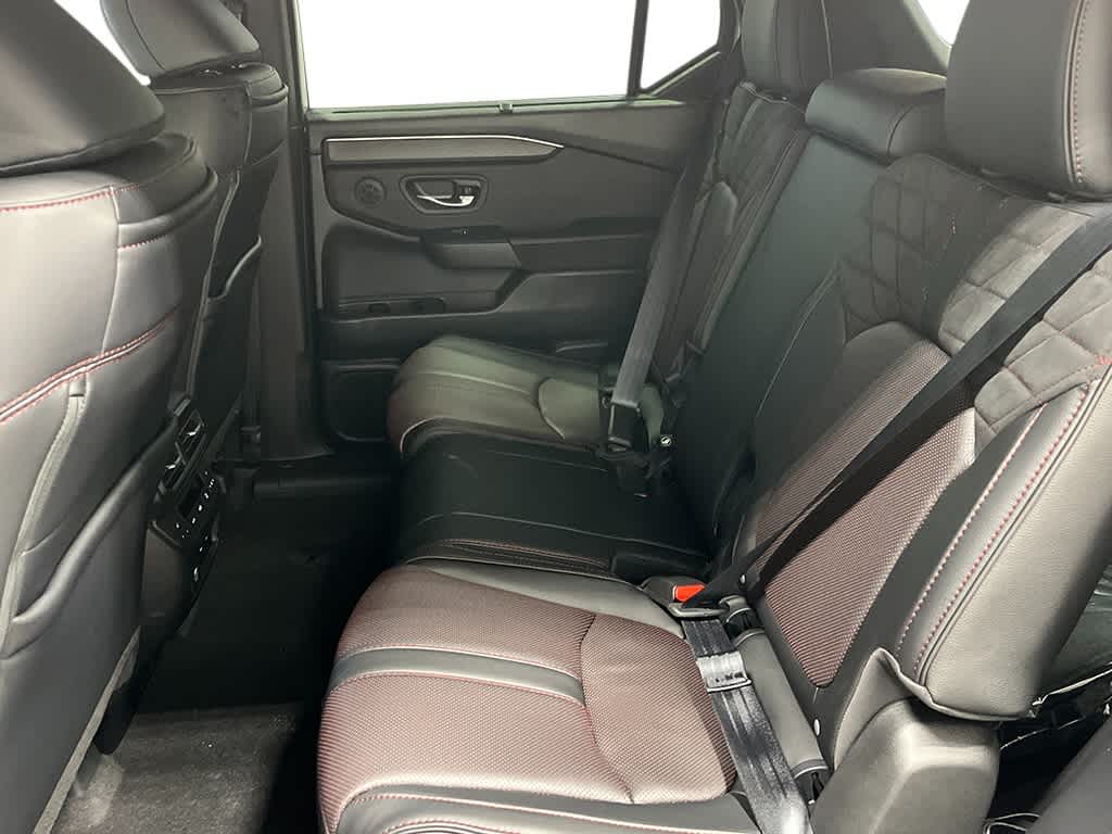 Thumbnail: 2026 Honda Pilot - 23