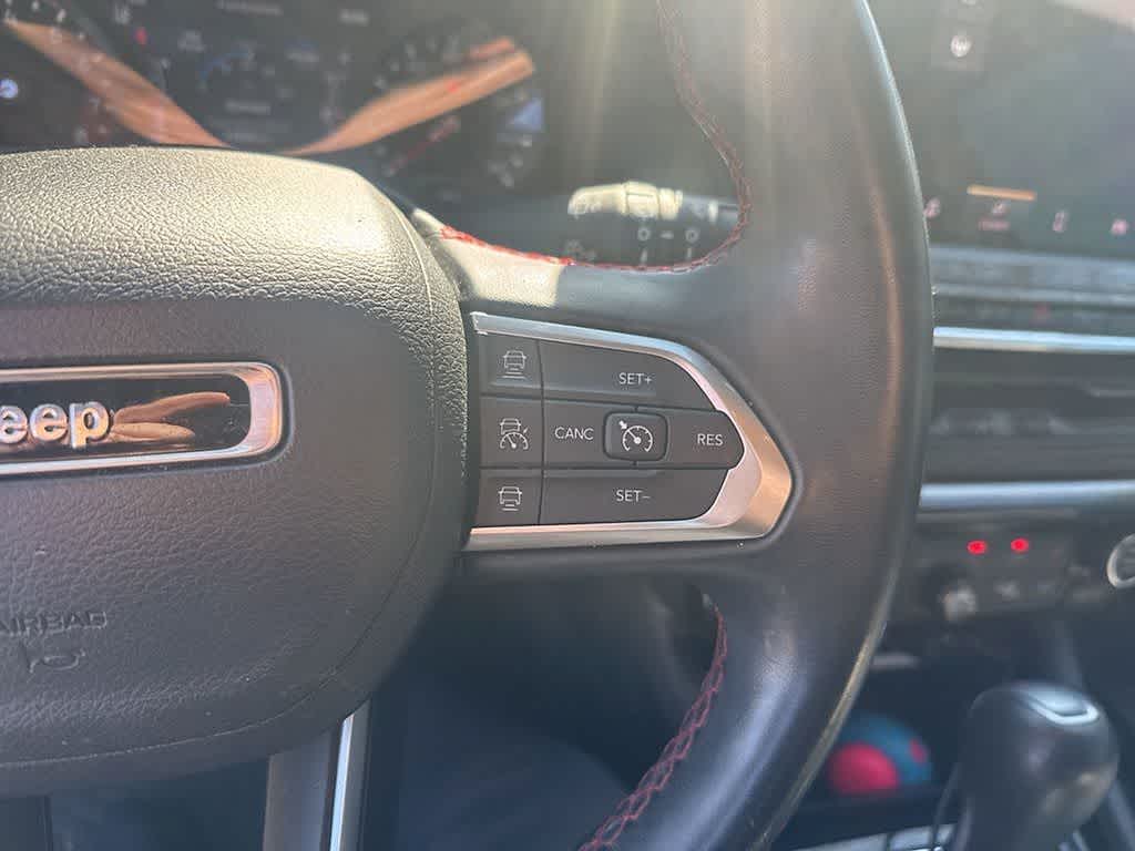 Thumbnail: 2022 Jeep Compass - 13