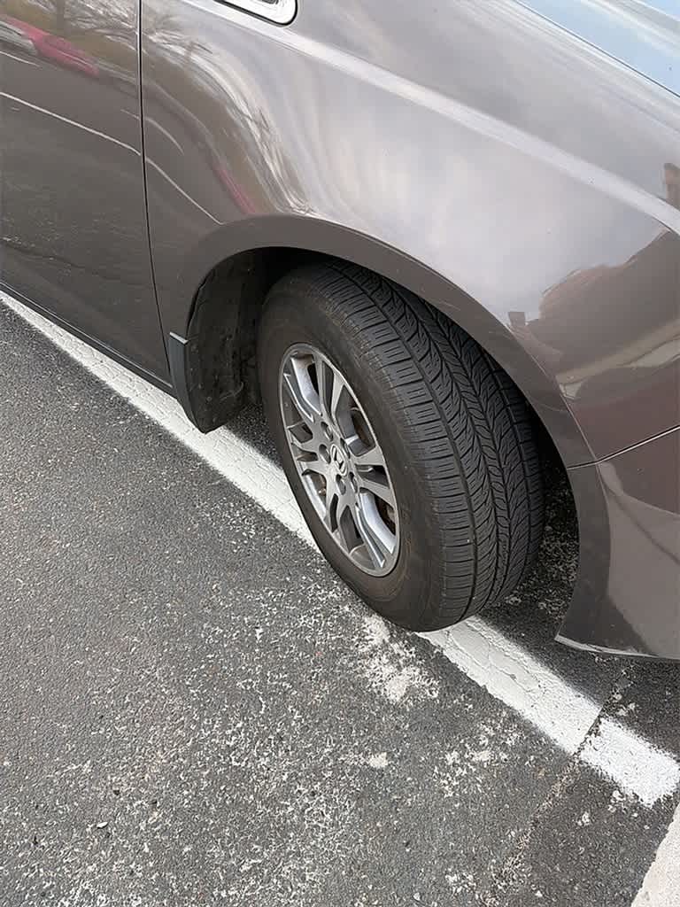 Thumbnail: 2013 Honda Odyssey - 4