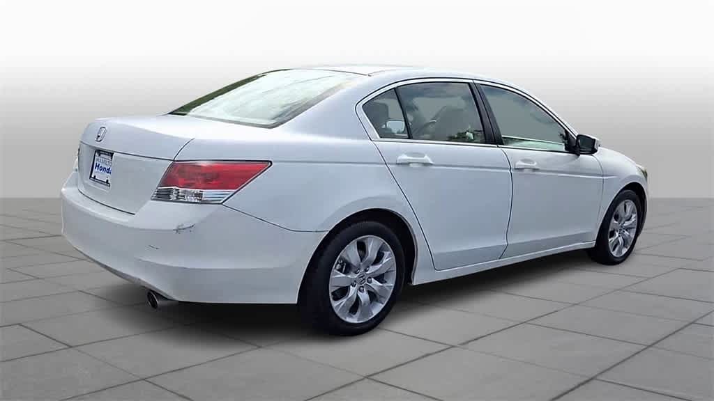 Thumbnail: 2009 Honda Accord - 8