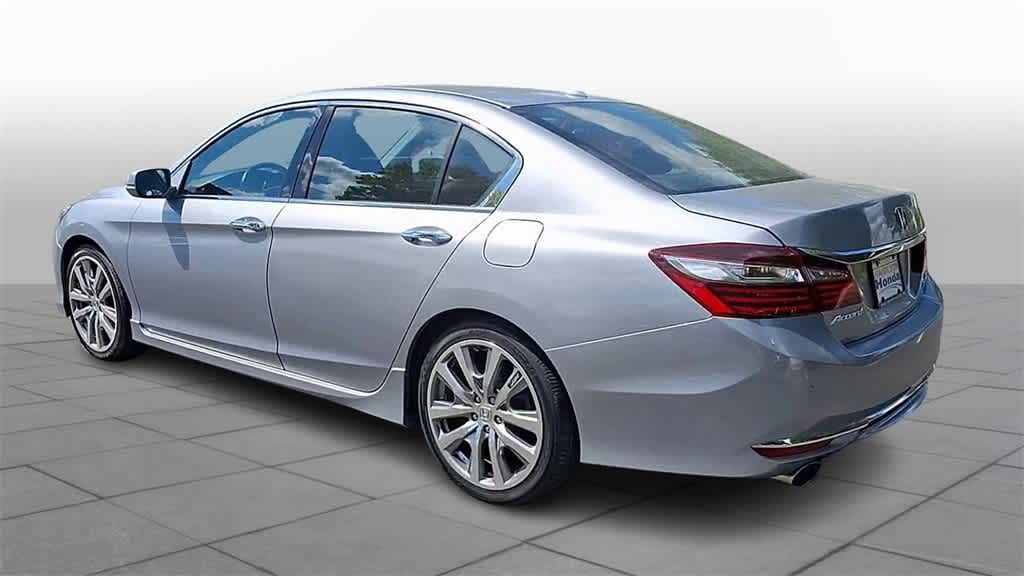 Thumbnail: 2017 Honda Accord - 6