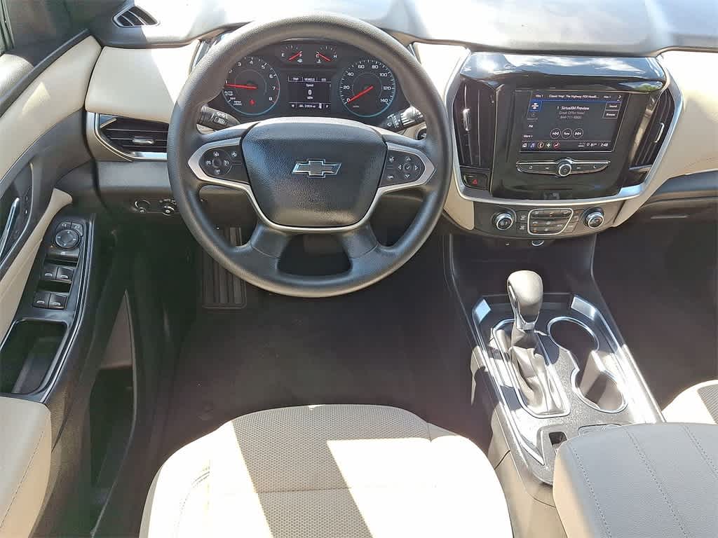 2023 Chevrolet Traverse LS 21