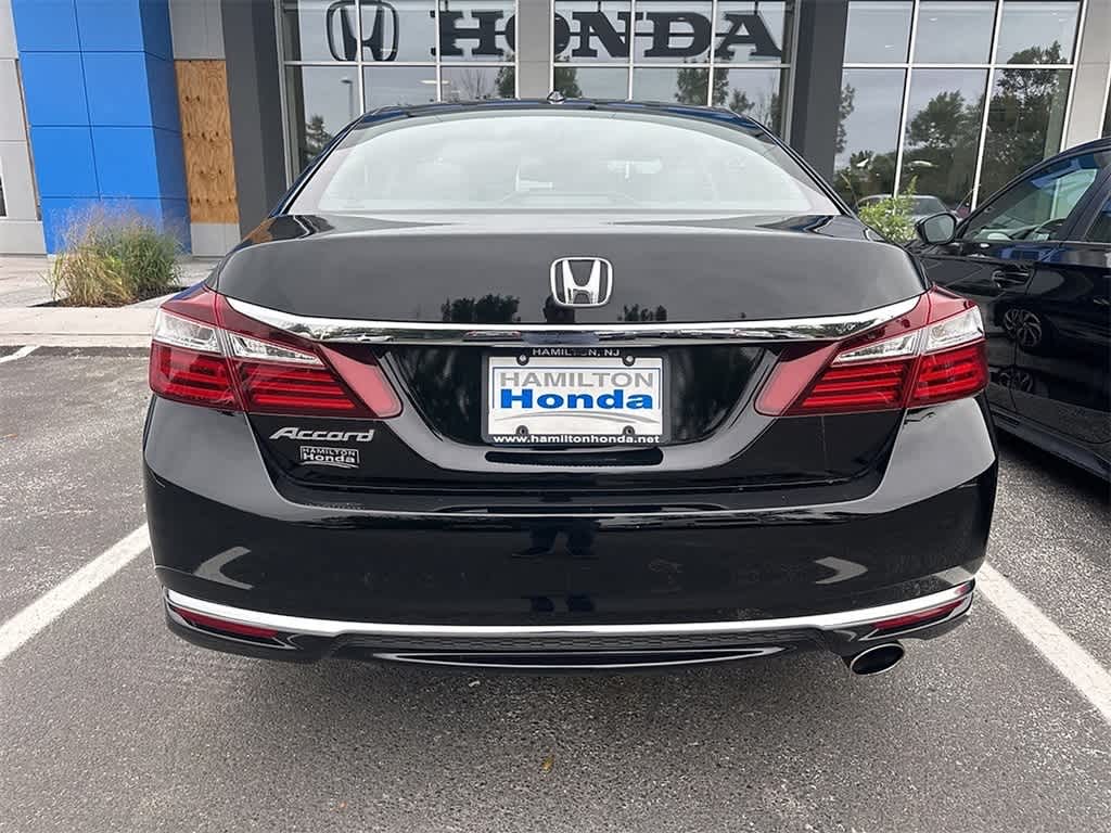 Thumbnail: 2017 Honda Accord - 5
