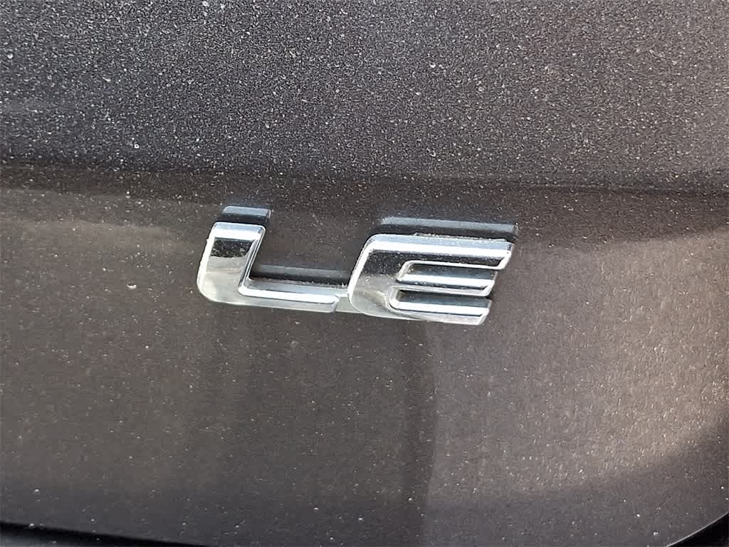 Thumbnail: 2011 Toyota Sienna - 14