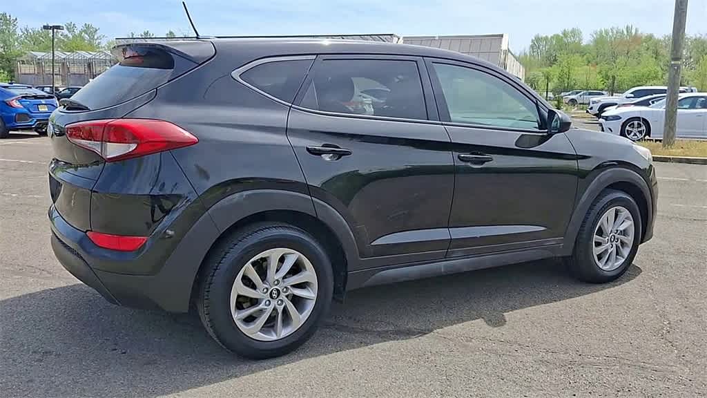 2017 Hyundai Tucson SE 8