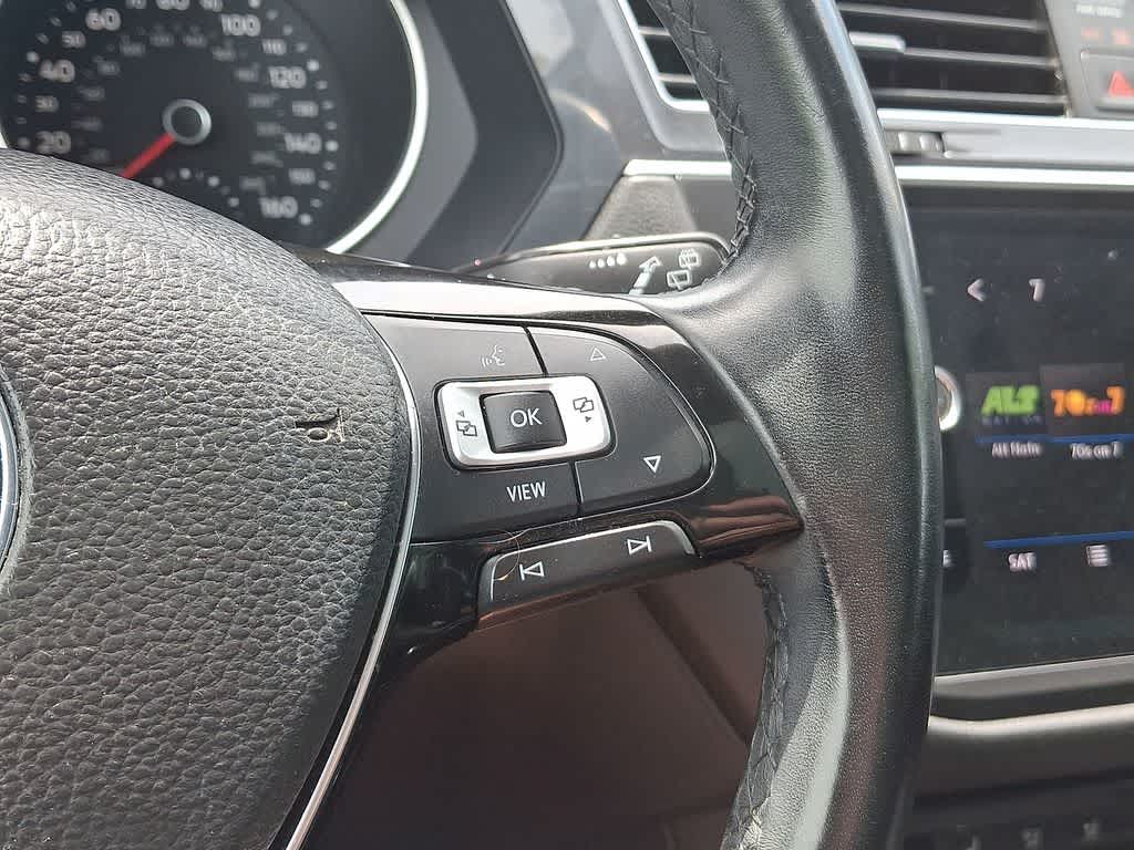 Thumbnail: 2019 Volkswagen Tiguan - 18