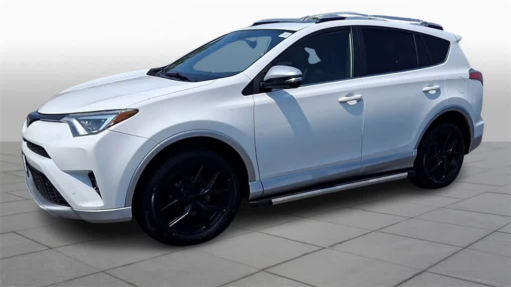 Thumbnail: 2016 Toyota RAV4 - 4