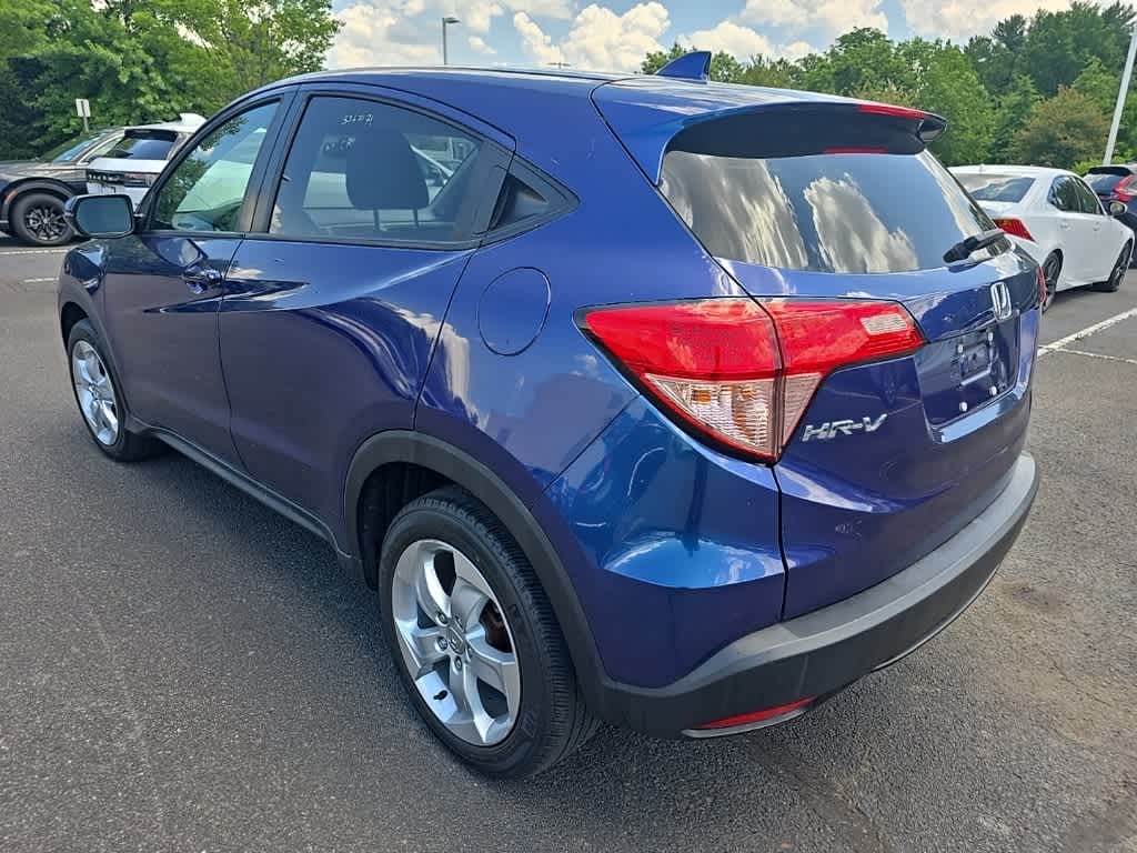 Thumbnail: 2016 Honda HR-V - 8