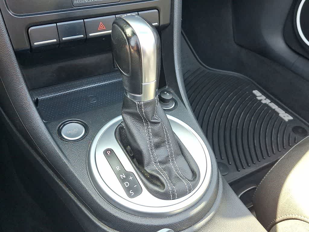 Thumbnail: 2014 Volkswagen Beetle - 12