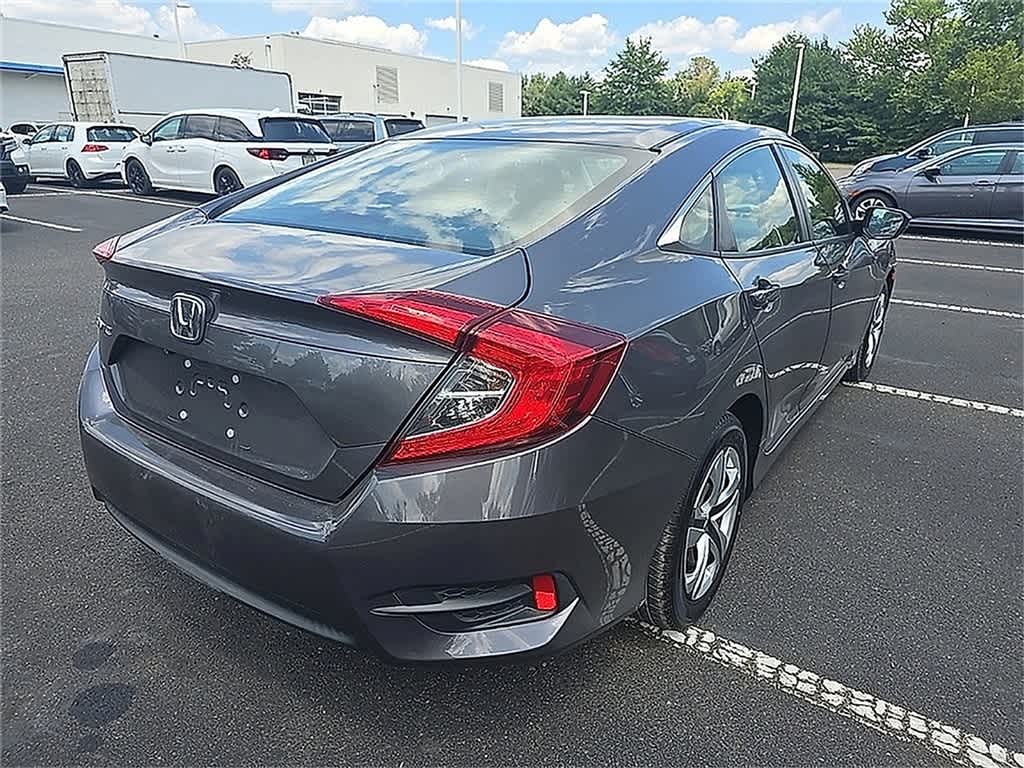 Thumbnail: 2018 Honda Civic - 4