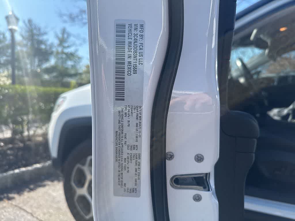 Thumbnail: 2022 Jeep Compass - 9