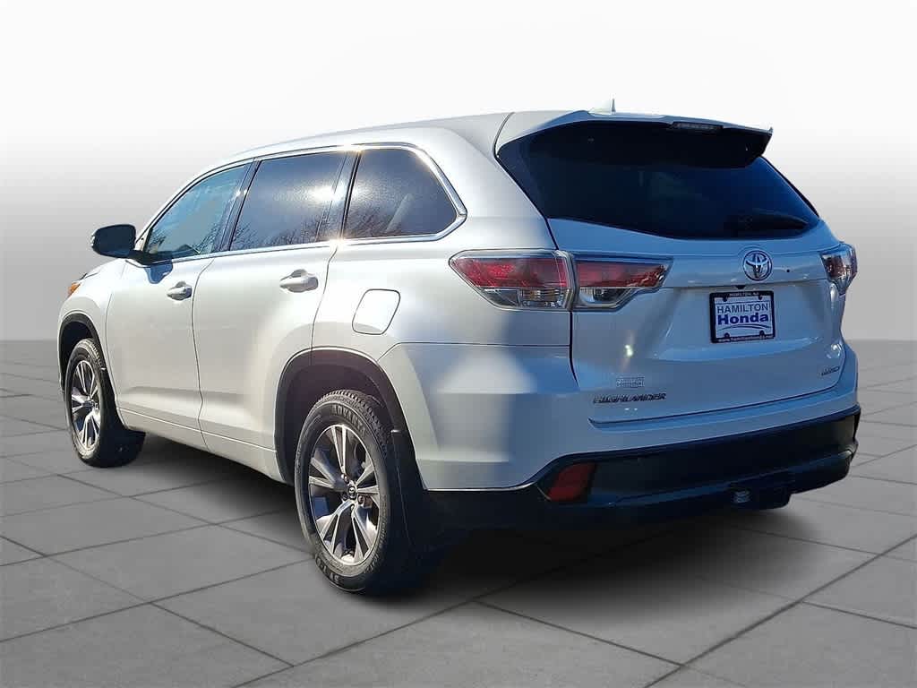 Thumbnail: 2016 Toyota Highlander - 22