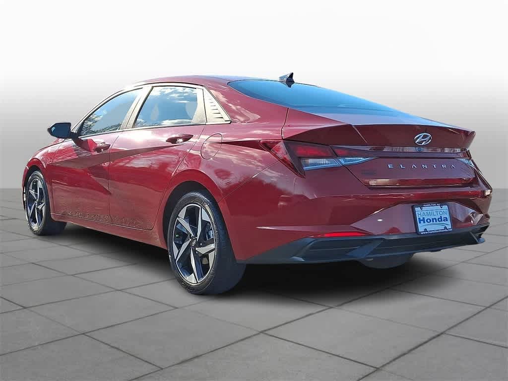 Thumbnail: 2023 Hyundai Elantra - 22