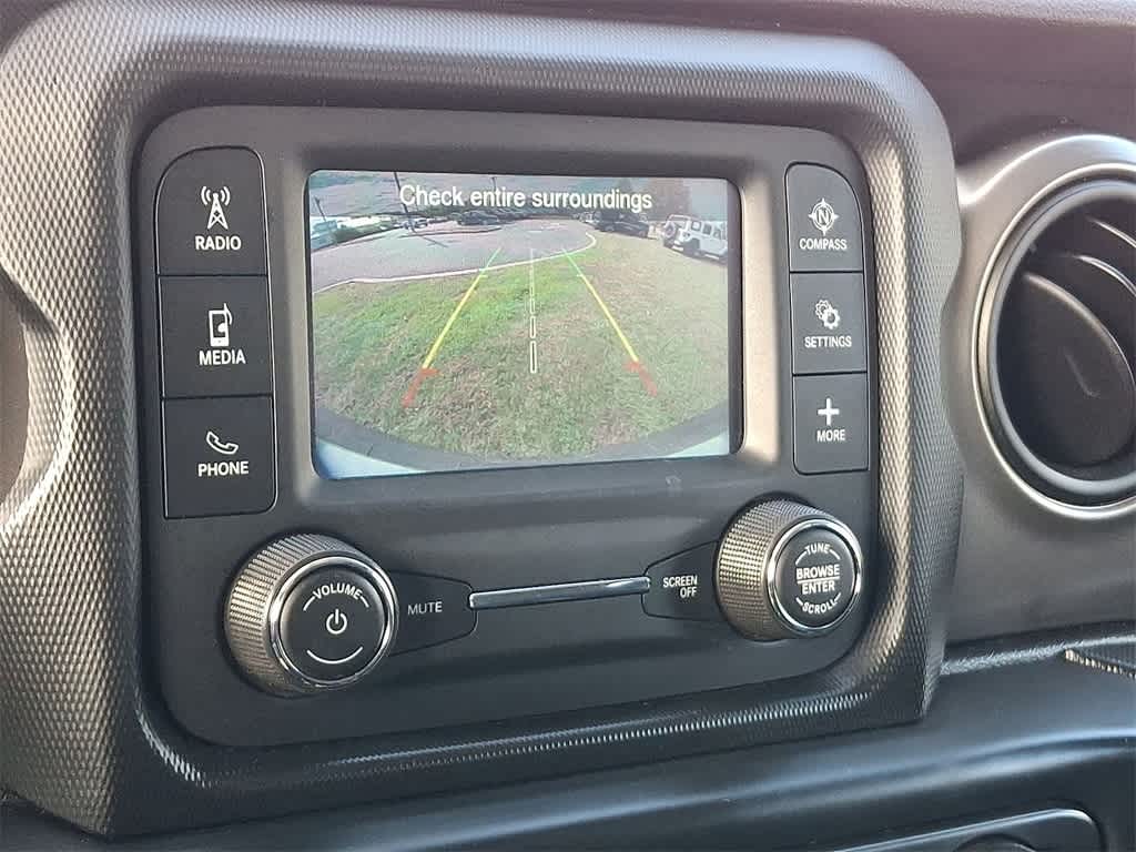 Thumbnail: 2018 Jeep Wrangler - 14