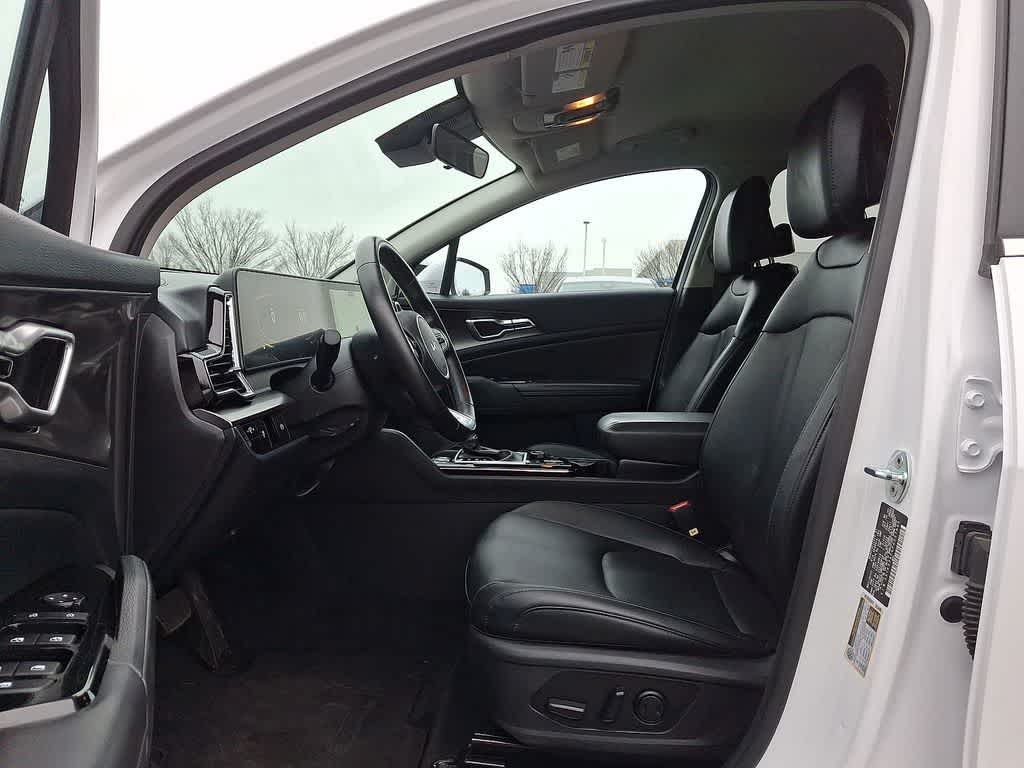 Thumbnail: 2023 Kia Sportage - 11