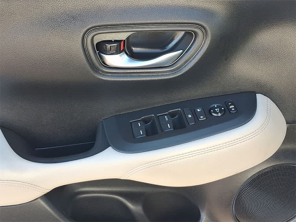 Thumbnail: 2026 Honda HR-V - 10