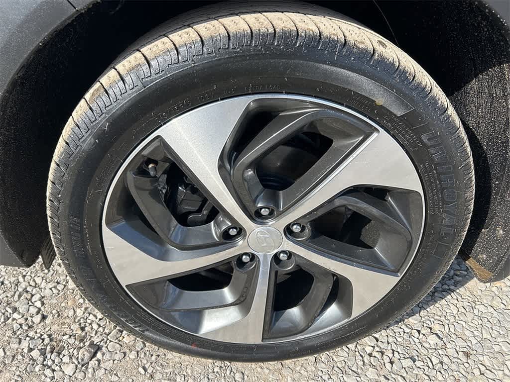 Thumbnail: 2016 Hyundai Tucson - 8