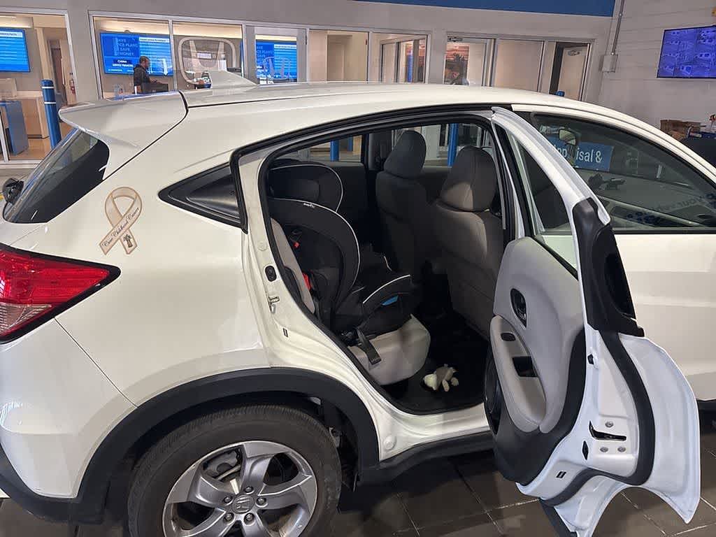 Thumbnail: 2017 Honda HR-V - 20