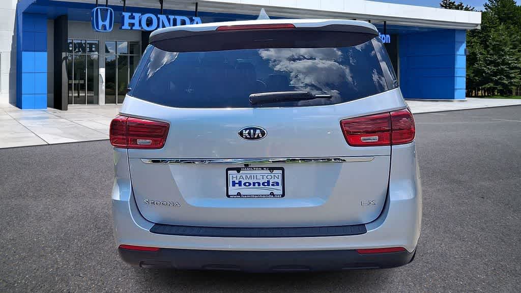 Thumbnail: 2020 Kia Sedona - 7