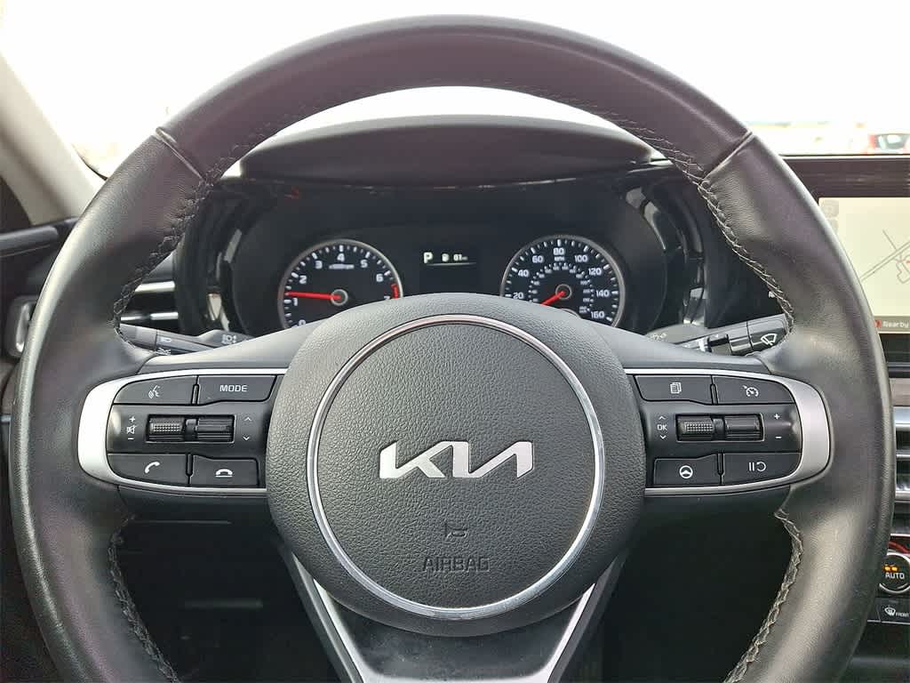 Thumbnail: 2023 Kia K5 - 16