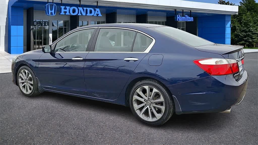 Thumbnail: 2015 Honda Accord - 6