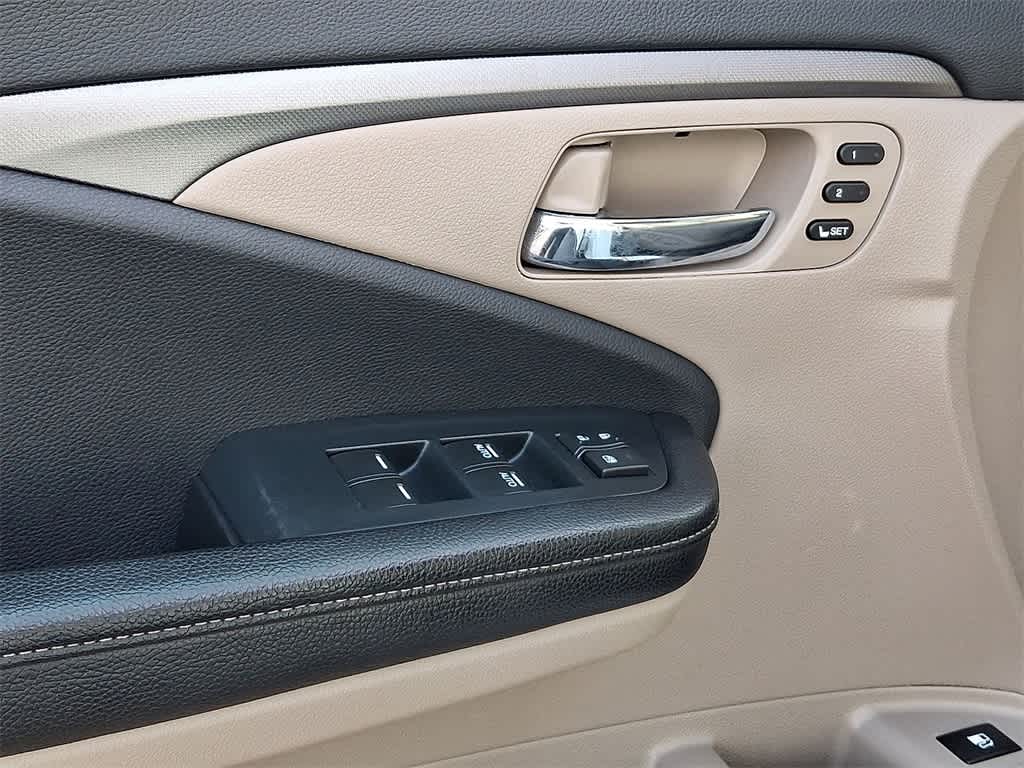 Thumbnail: 2022 Honda Ridgeline - 10