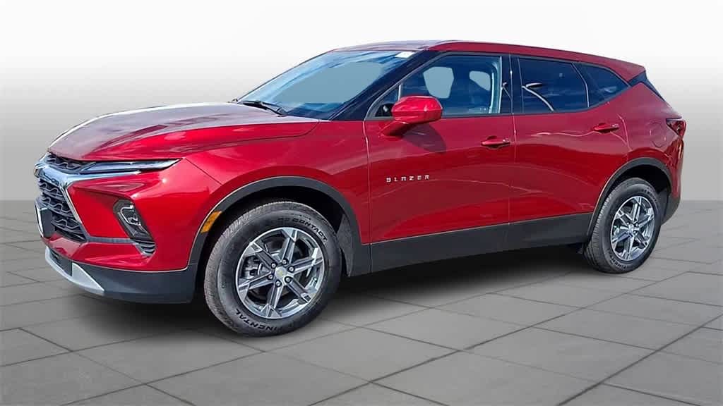 Thumbnail: 2025 Chevrolet Blazer - 4