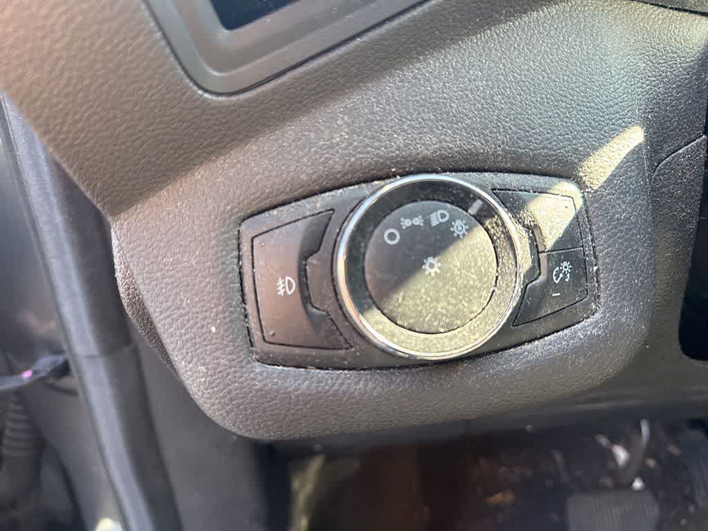 Thumbnail: 2014 Ford Escape - 21