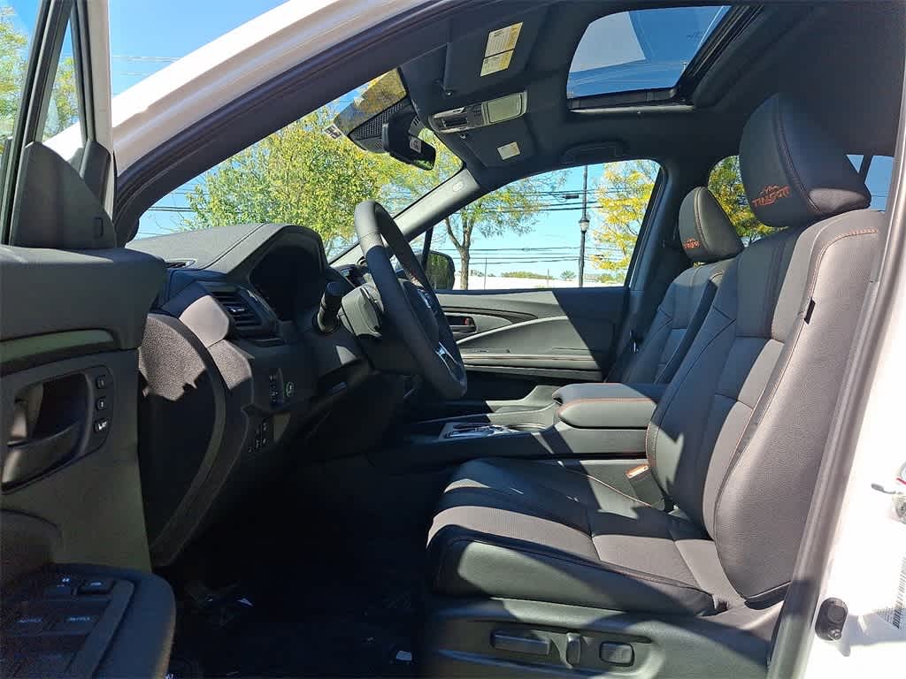 Thumbnail: 2026 Honda Ridgeline - 12