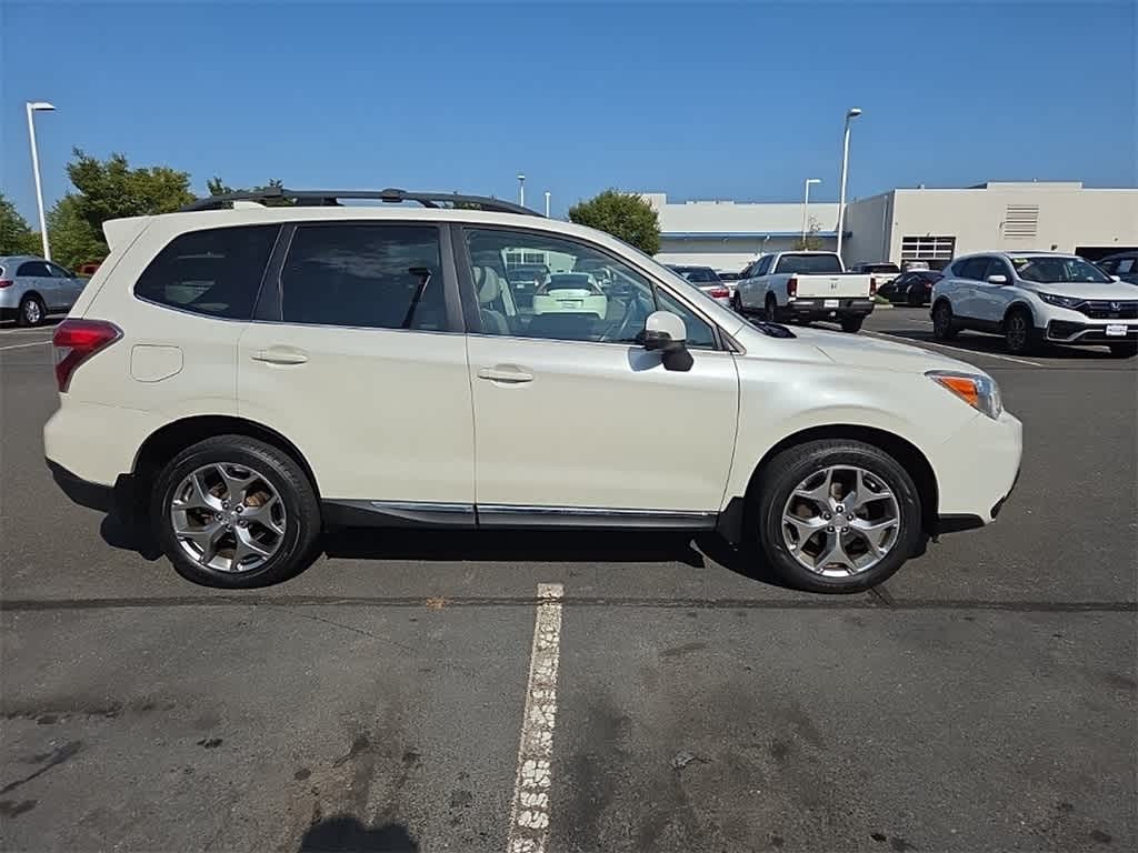 Thumbnail: 2016 Subaru Forester - 4