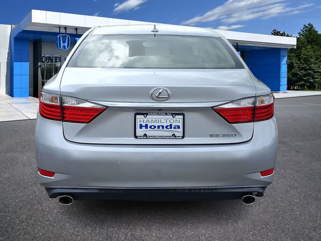 Thumbnail: 2014 Lexus ES - 23