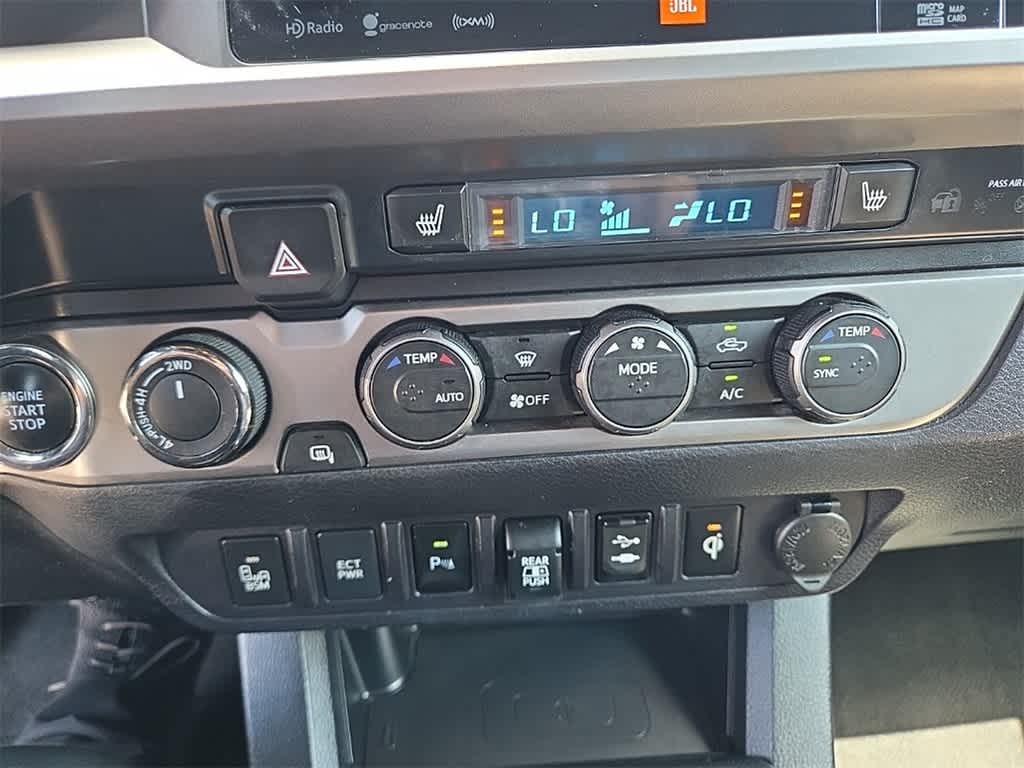 Thumbnail: 2019 Toyota Tacoma - 19