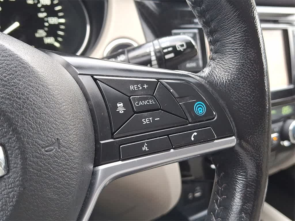 Thumbnail: 2019 Nissan Rogue Sport - 18