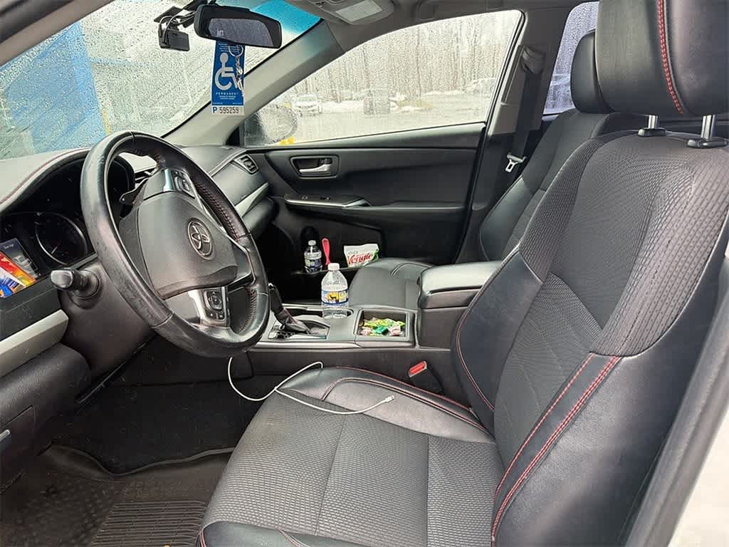 Thumbnail: 2017 Toyota Camry - 7