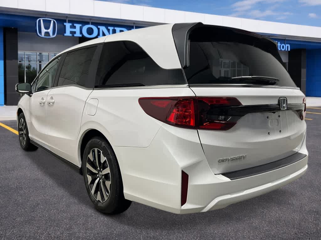Thumbnail: 2026 Honda Odyssey - 3