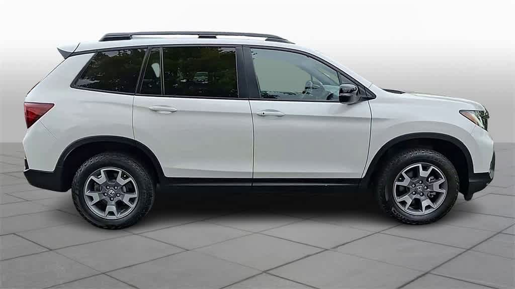 Thumbnail: 2023 Honda Passport - 9