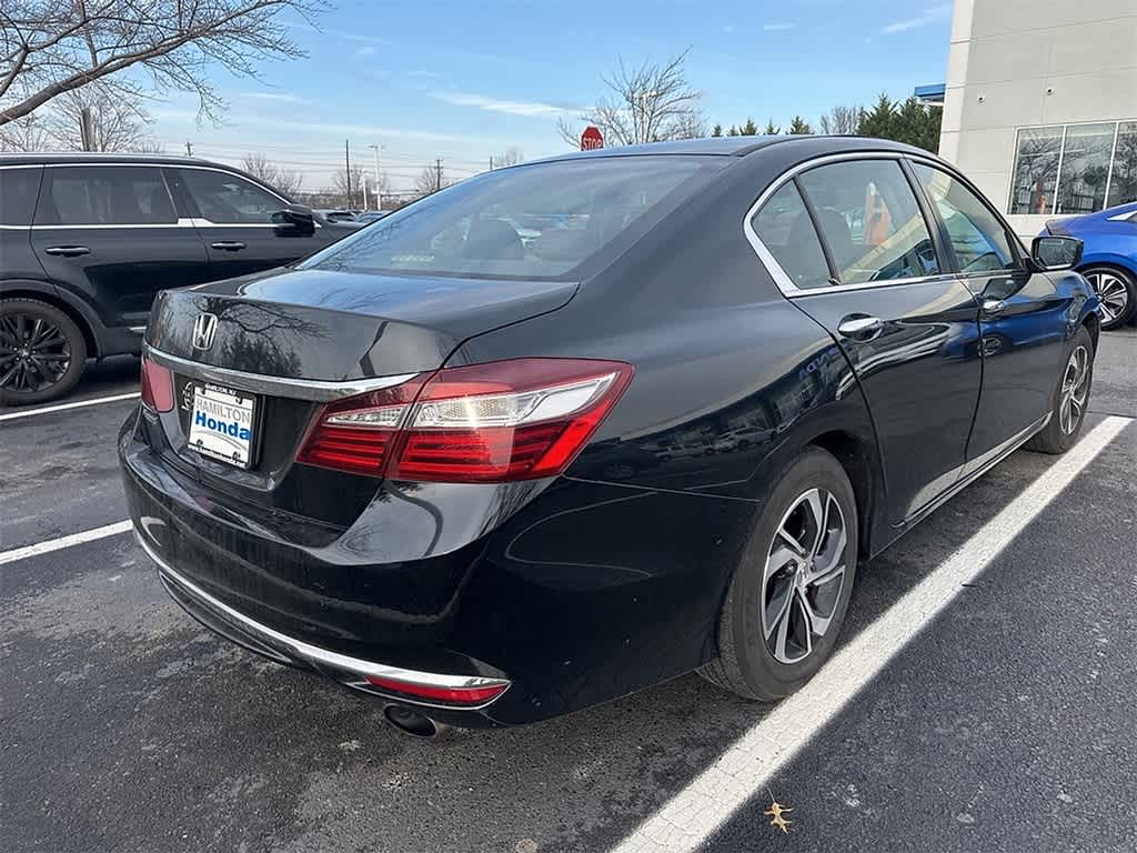 Thumbnail: 2017 Honda Accord - 4