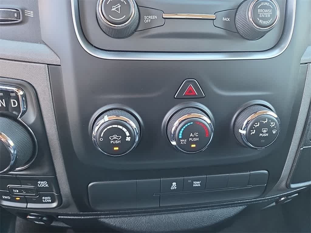 Thumbnail: 2018 RAM 1500 - 18