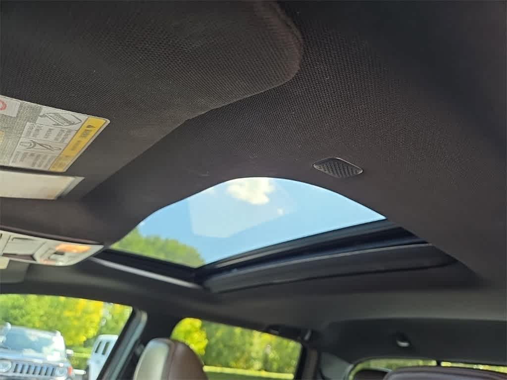 Thumbnail: 2019 Toyota Tacoma - 12