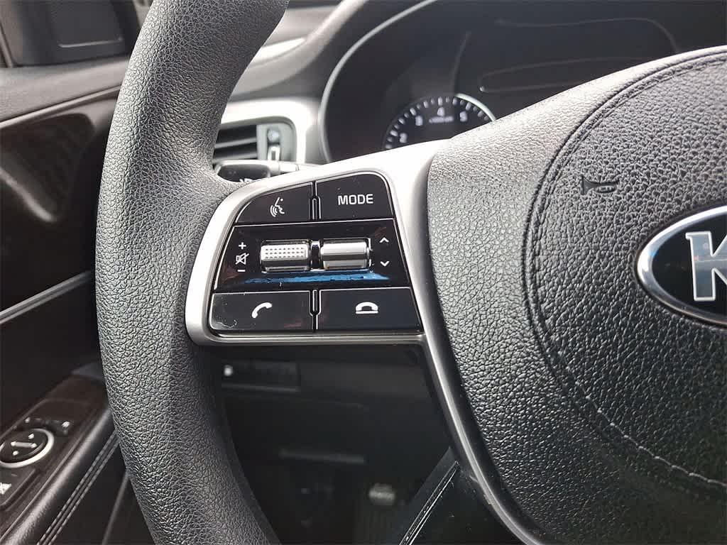 Thumbnail: 2019 Kia Sorento - 17