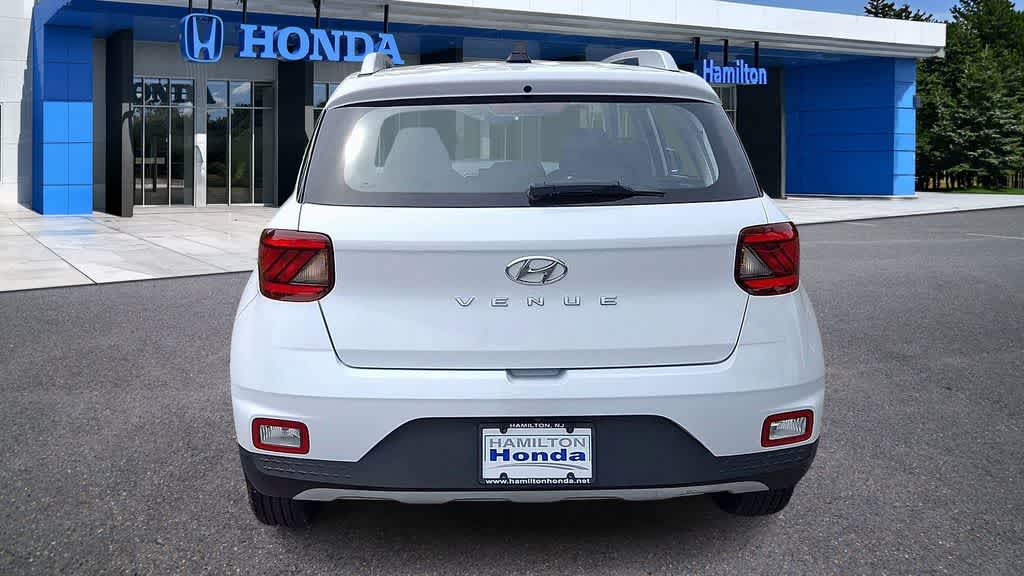 Thumbnail: 2020 Hyundai Venue - 7