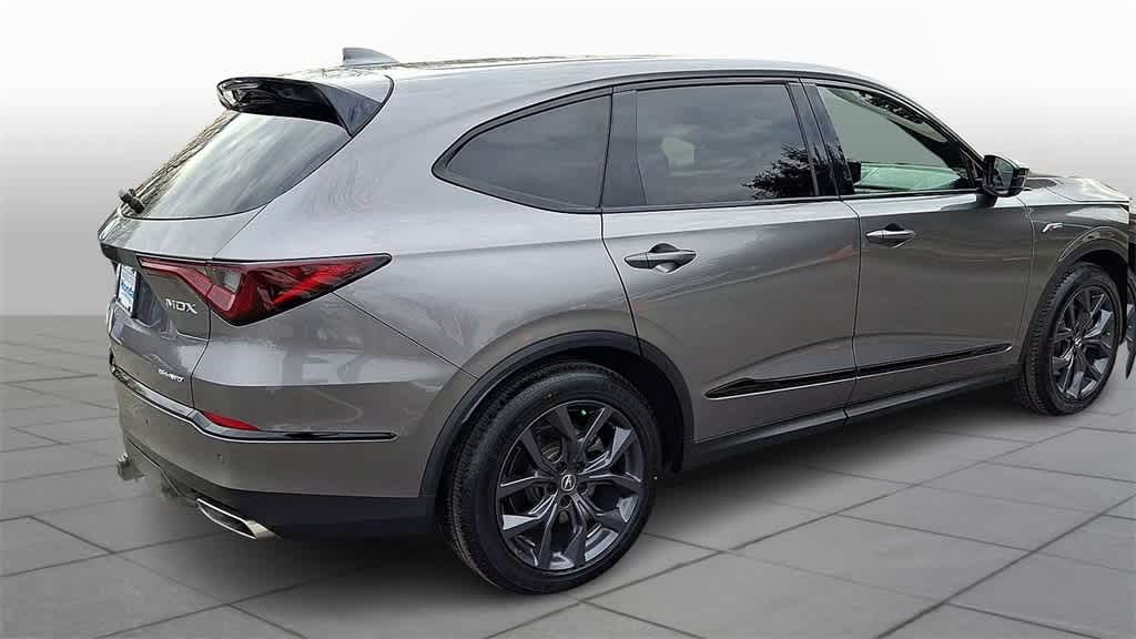 Thumbnail: 2023 Acura MDX - 8