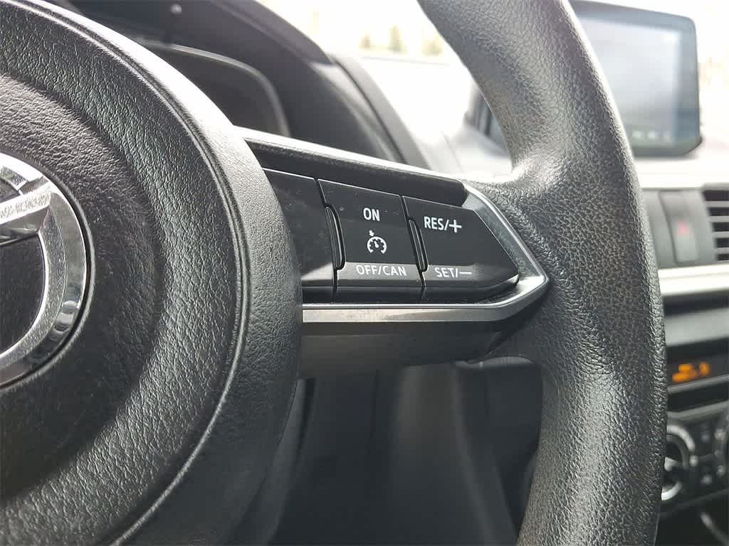 Thumbnail: 2017 Mazda Mazda3 - 18