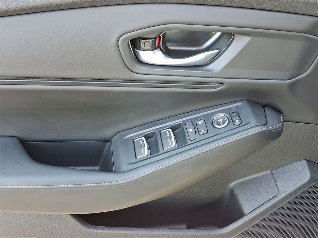 Thumbnail: 2025 Honda Accord - 10