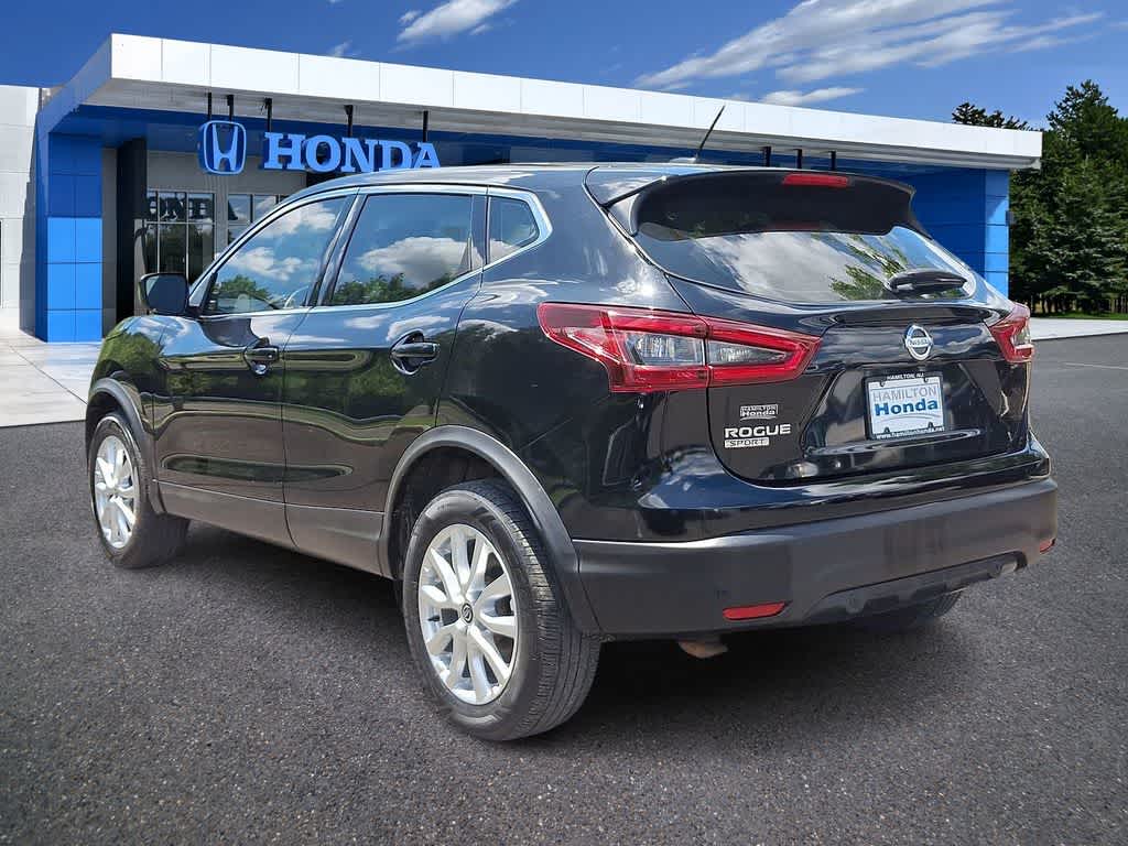 Thumbnail: 2021 Nissan Rogue Sport - 22