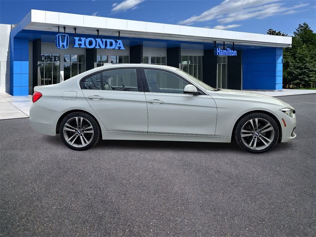 Thumbnail: 2017 BMW 3 Series - 25